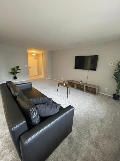 Charming Apartment At Crystal City With Amazing Amenities Arlington Esterno foto